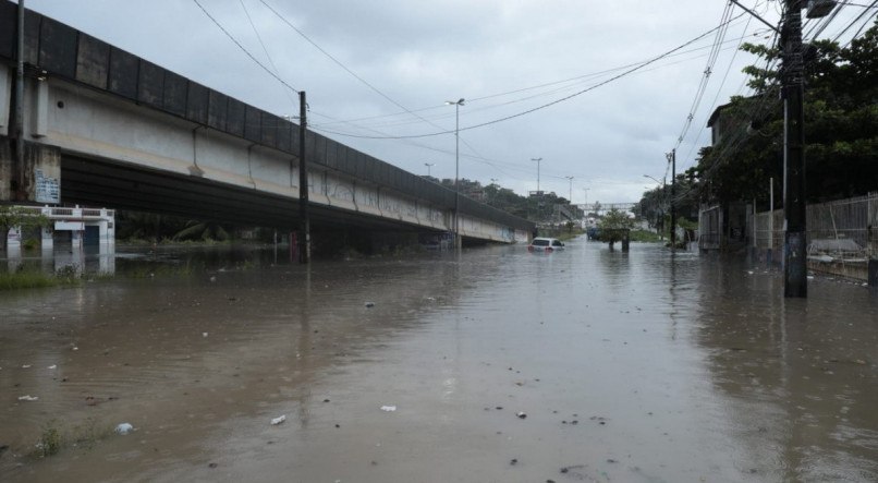Chuvas e alagamento em Olinda, no Grande Recife