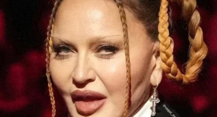 Madonna surgiu praticamente irreconhecível no Grammy 2023