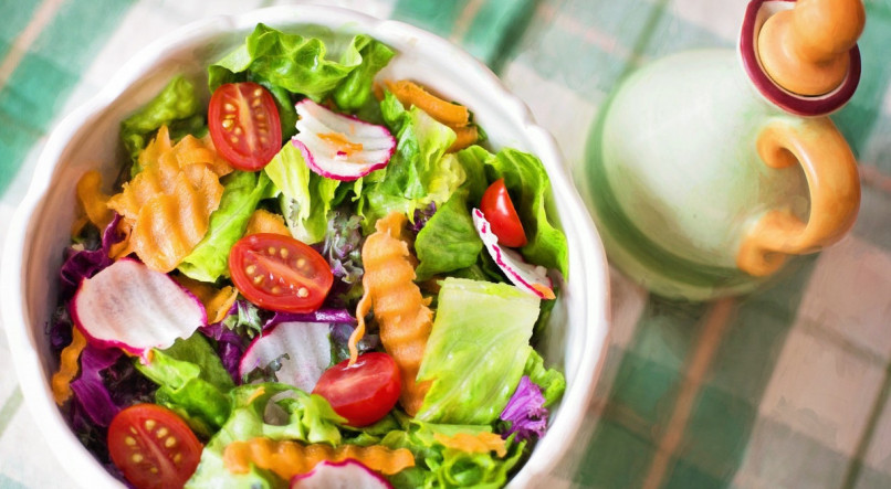 Saladas são ricas em fibras, sais minerais e vitaminas