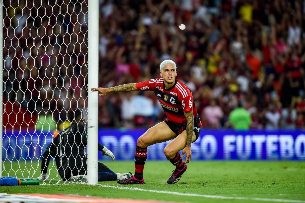 O jogo do Flamengo vai passar na Globo hoje? Como assistir a final com o  Flamengo (28/02)