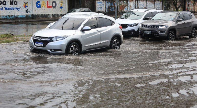 Saiba quanto pode chover nesta semana em Pernambuco.