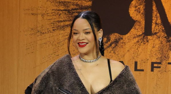 Rihanna irá cantar na decisão da NFL, o Super Bowl LVII