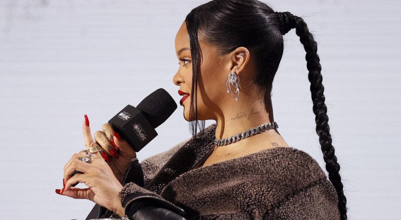 Rihanna prometeu que ser&aacute; um espet&aacute;culo cheio de m&uacute;sica e outros elementos visuais