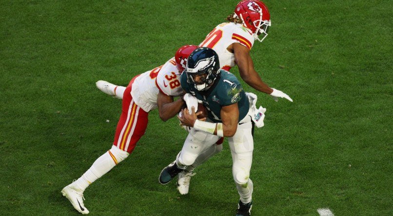 Philadelphia Eagles x Kansas City Chiefs no Super Bowl LVII