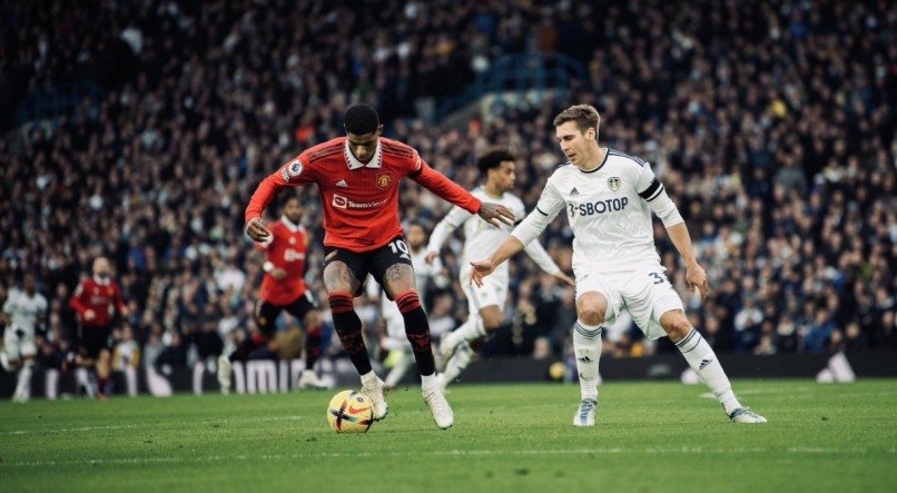 Rashford marcou o primeiro gol da vitória do Manchester United diante do Leeds United