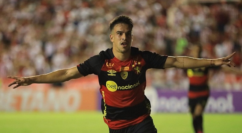 Facundo Labandeira fez o segundo gol do Sport diante do N&aacute;utico pelo Pernambucano