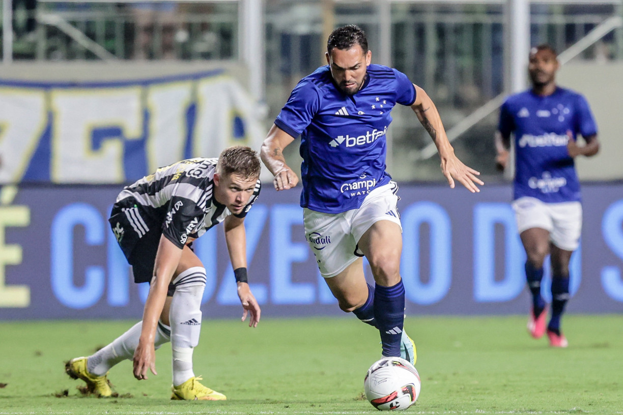 Cruzeiro x América-MG ao vivo: como assistir online e transmissão na TV do  jogo do Brasileirão - Portal da Torcida