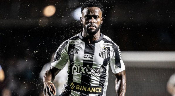 Mendoza &eacute; titular no Santos diante do Flamengo pelo Brasileir&atilde;o