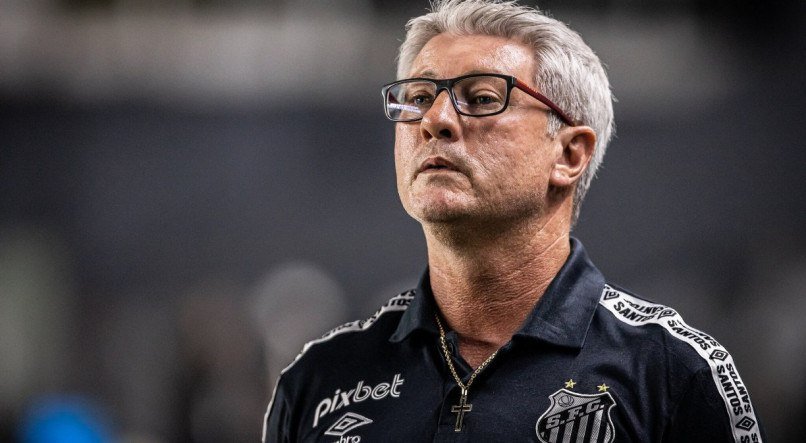 Odair Hellmann &eacute; o t&eacute;cnico do Santos diante do Coritiba pela S&eacute;rie A do Brasileir&atilde;o