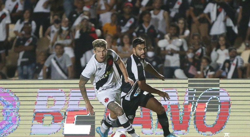 Vasco e Botafogo se enfrentam pelo Campeonato Carioca