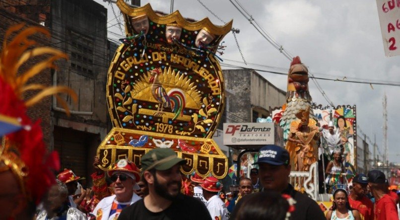 O Galo da Madrugada é a principal programação do Carnaval de Recife deste sábado (18); acompanhe ao vivo o desfile