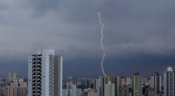 CHUVAS: veja as ESTRADAS BLOQUEADAS em SÃO PAULO devido às inundações 