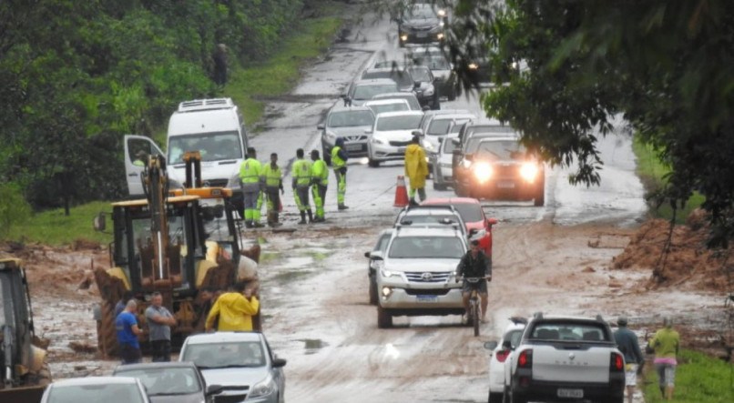 Cidade de S&atilde;o Sebasti&atilde;o, no Litoral Norte de S&atilde;o Paulo, foi uma das mais atingidas pelas fortes chuvas no Estado