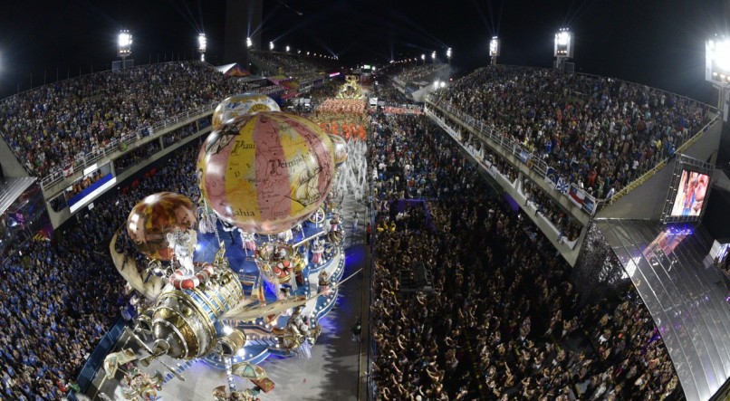 Desfile da Imperatriz no Carnaval 2023 do Rio de Janeiro