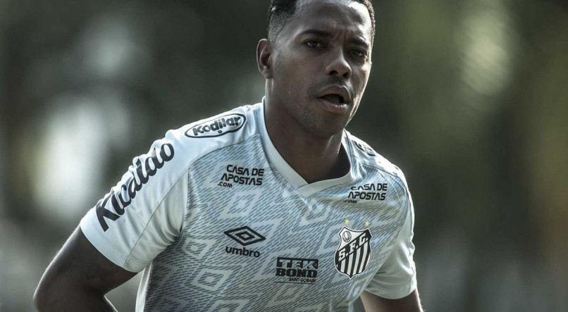 Robinho jogou no Santos e hoje est&aacute; sem clube