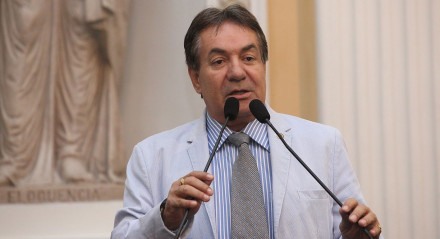 Deputado Izaías Régis (PSDB), líder do governo Raquel Lyra