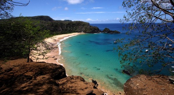 Fernando de Noronha lidera o ranking de melhor lugar para viver em Pernambuco