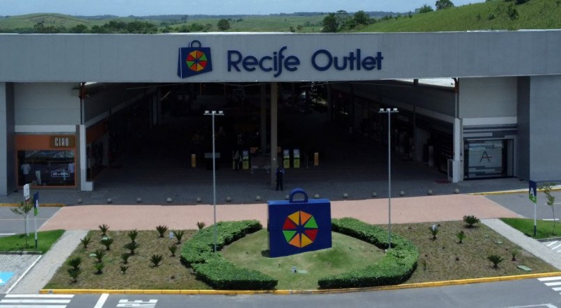 Recife Outlet, em Moreno, oferece mais de 100 vagas de emprego