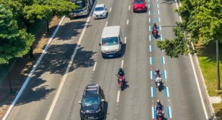 Faixa Azul para Motos em São Paulo poderá ser ampliada para todo o País