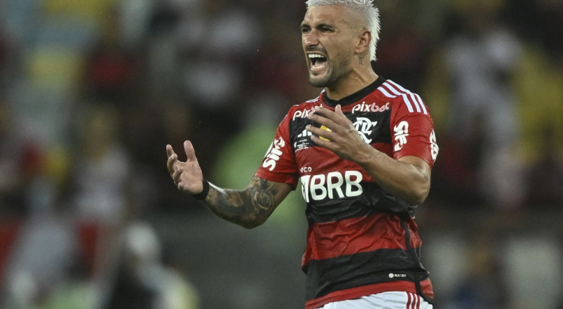 Arrascaeta &eacute; um dos principais jogadores do Flamengo diante do Gr&ecirc;mio pela Copa do Brasil