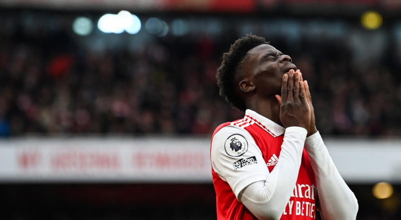 Bukayo Saka &eacute; um dos destaques do Arsenal; veja onde assistir Sporting x Arsenal ao vivo