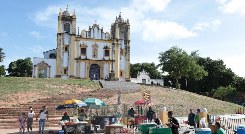 Aniversário de Olinda - Movimentação na cidade alta - Igreja da Sé