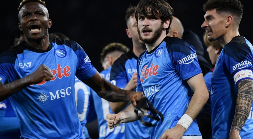Napoli vai jogar contra a Inter de Mil&atilde;o neste s&aacute;bado (20)