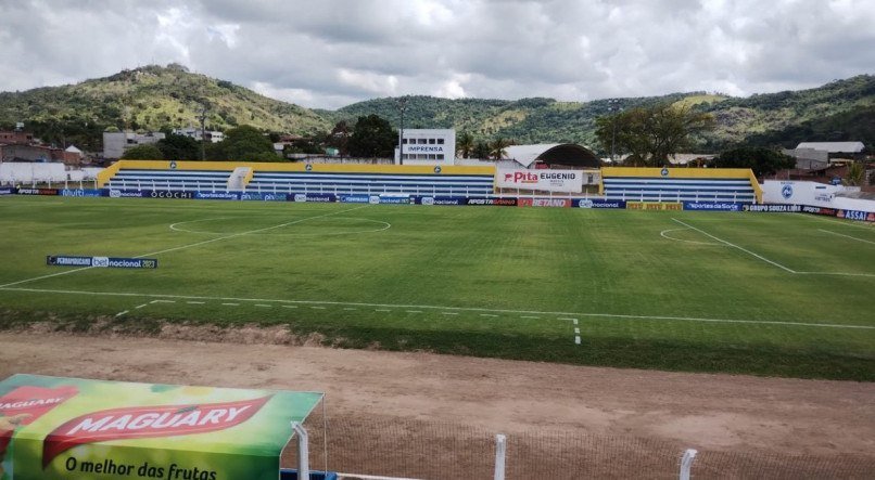 Estádio Arthur Tavares é a casa do Maguary-PE