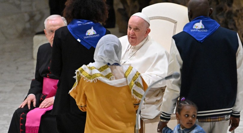 Cerca de 6.000 migrantes participaram do encontro com o Papa Francisco