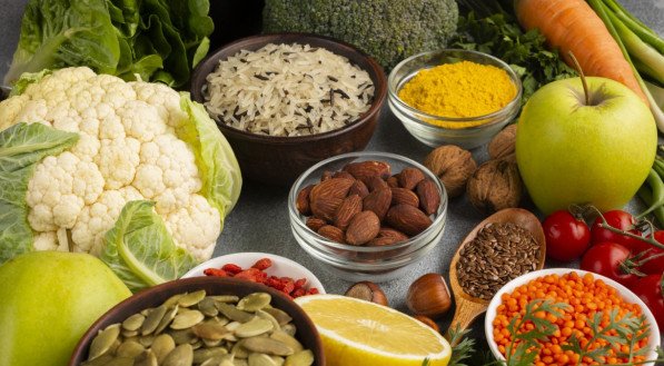 Quais os alimentos da DIETA MEDITERRÂNEA? Veja o que não deve faltar no CARDÁPIO