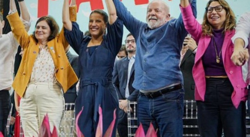 No Recife, Lula participa de ato de assinatura da portaria que define a Estratégia de Mudança Tecnológica para Controle e Eliminação do Câncer do Colo de Útero
