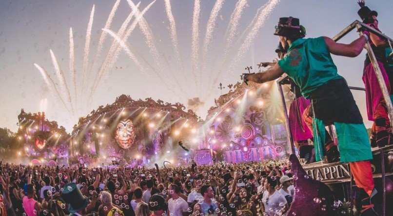 O Tomorrowland Brasil será nos dias 12, 13 e 14 de outubro de 2023.