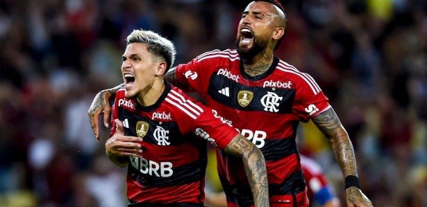 Globo transmite Flamengo x Coritiba e Corinthians x Cruzeiro: veja qual jogo  vai passar em cada