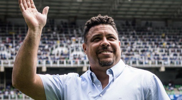 Cruzeiro tem Ronaldo Fen&ocirc;meno como dono do clube