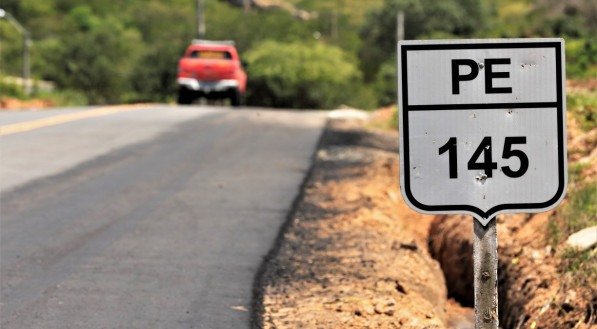 Rodovias: Licitação para pavimentar segundo trecho da  PE-145, no Agreste, é lançada pelo governo de Pernambuco
