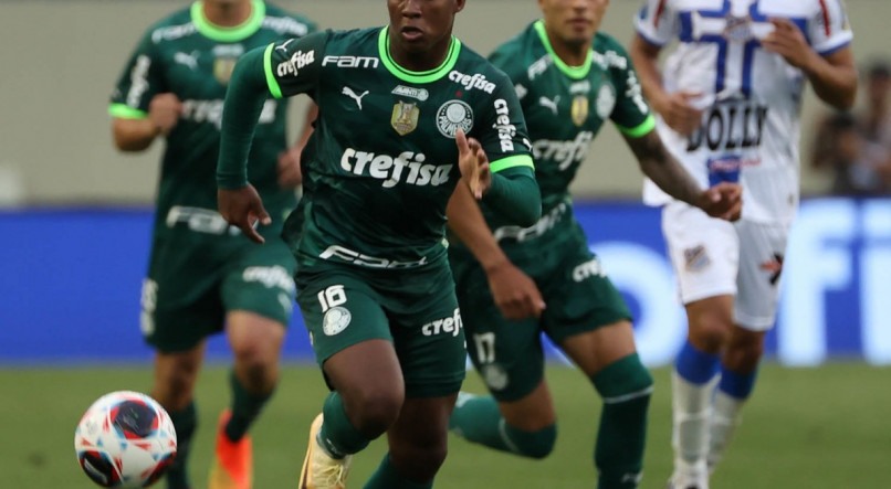 Endrick deve ser titular pelo Palmeiras na Libertadores 