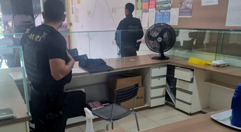 Polícia Federal cumpre mandados de busca e apreensão na Prefeitura de Araripina