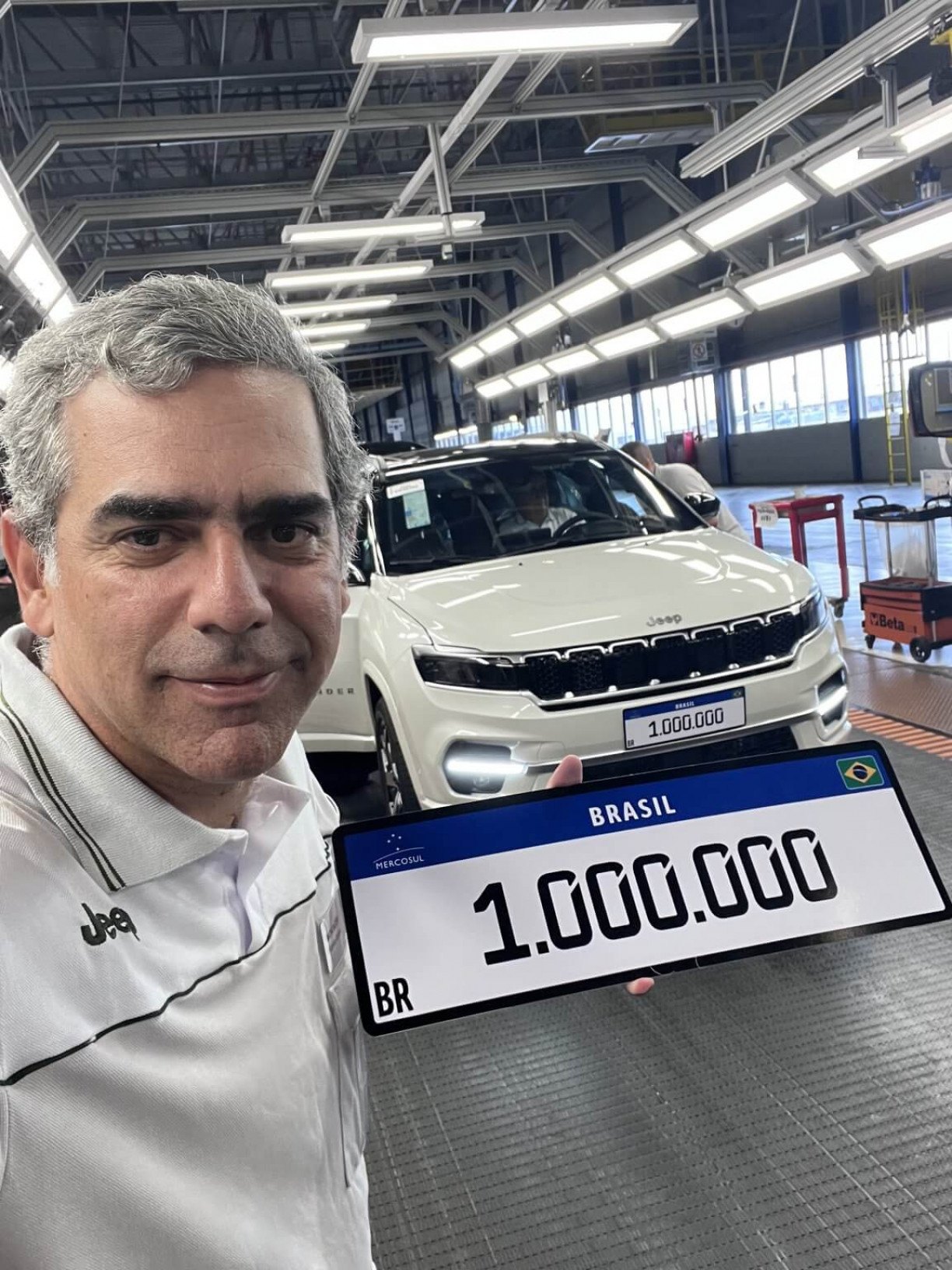Pernambuco celebra 1 milhão de carros da Jeep
