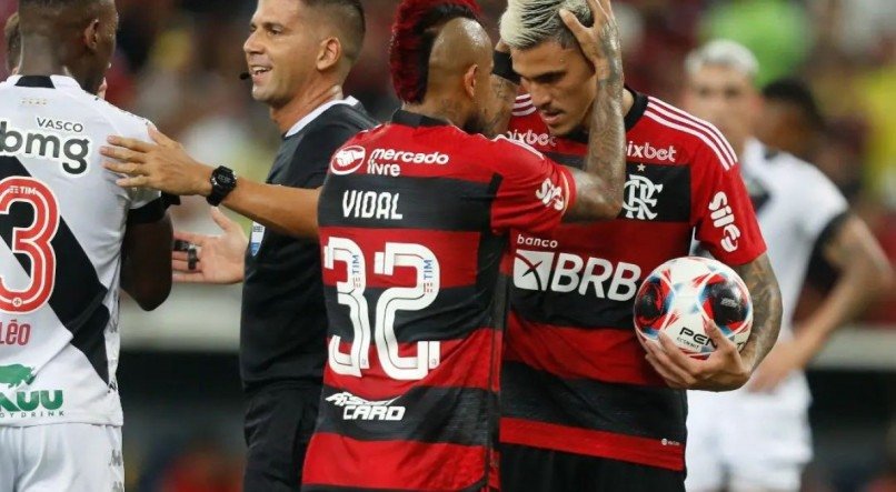 GILVAN DE SOUZA / FLAMENGO