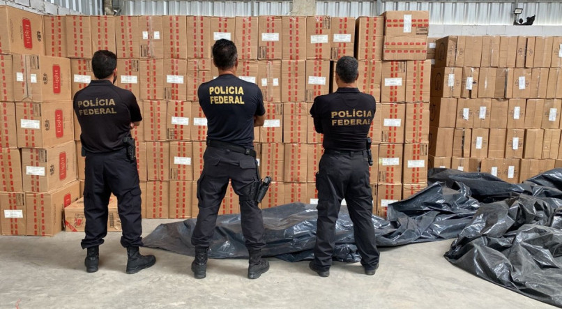 Polícia Federal apreende 36 milhões de cigarros num depósito em Pernambuco