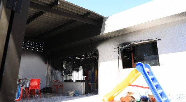 A Polícia Civil de Pernambuco (PCPE) faz perícia no abrigo nesta segunda-feira (17) para descobrir as causas do incêndio