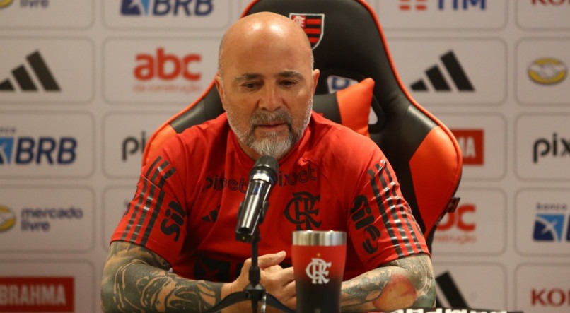 Sampaoli ganha mais uma dor de cabe&ccedil;a no Flamengo 