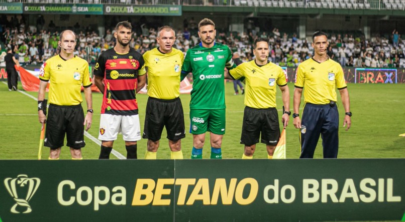 Sport x Coritiba empataram em 3x3 pela ida na Copa do Brasil