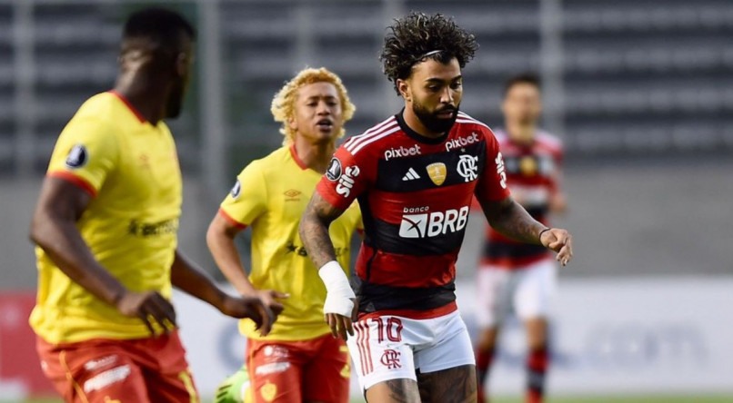 Gabigol volta ao time titular do Flamengo na Libertadores 2023