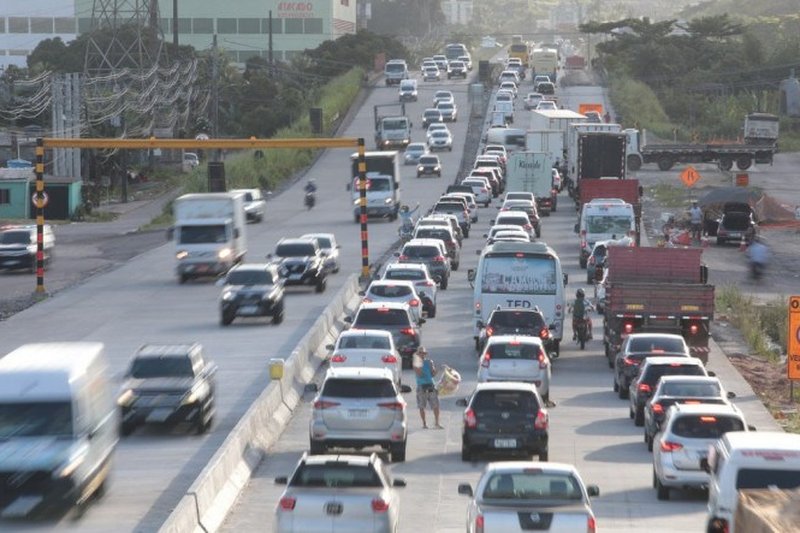 No caso analisado, motorista foi abordado por policiais porque veículo estrava com a porta amassada. Caso ocorreu em São Paulo