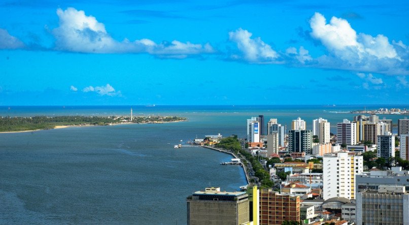 Governo de Sergipe decidiu conceder à iniciativa privada os serviços de distribuição de água e esgoto 