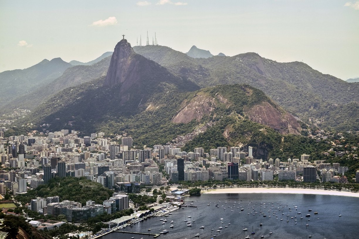 Novos recordes de calor podem ser estabelecidos em cidades como Curitiba, Rio de Janeiro e S&atilde;o Paulo.