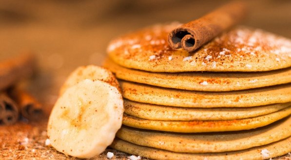 RECEITA PANQUECA DE BANANA FIT: Confira como fazer panqueca de banana RÁPIDO