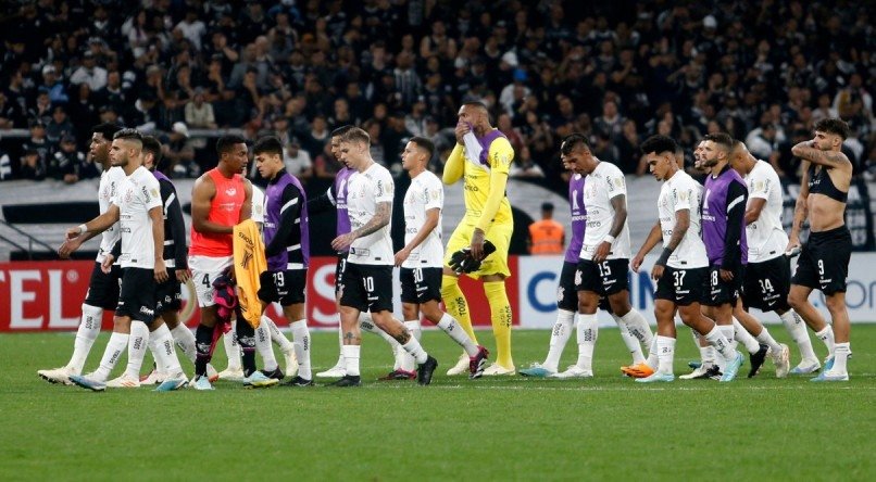 Corinthians encara o Liverpool-URU hoje (28) pela Libertadores. 