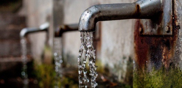 Veja previsão da Compesa para retomada no abastecimento